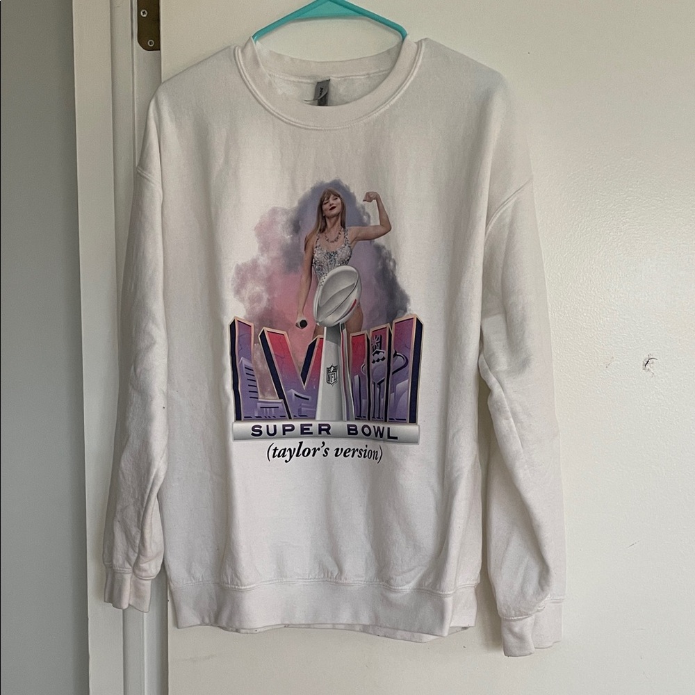 Women's White Graphic Crewneck Sweatshirt - Super Bowl (Taylor's Version)